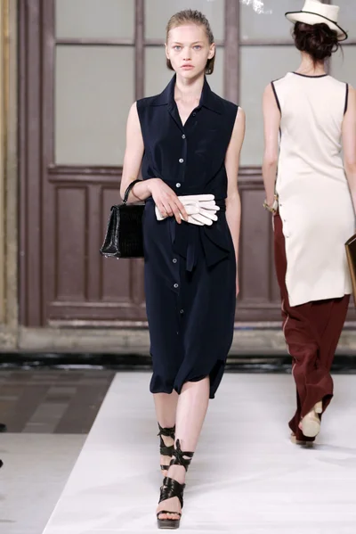 Look 17